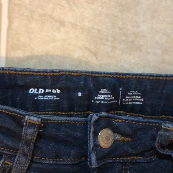 Dark Wash Ripped Skinny Jeans - Picture 3 of 4